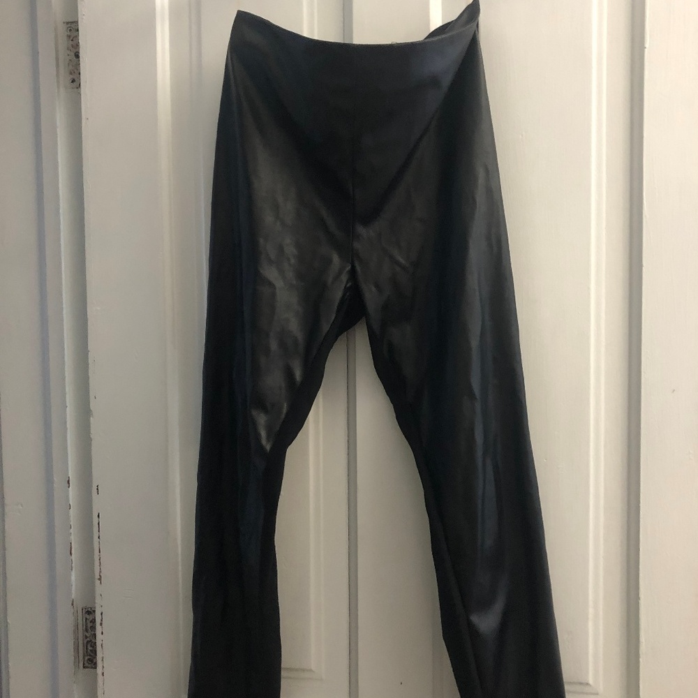 Leather leggings